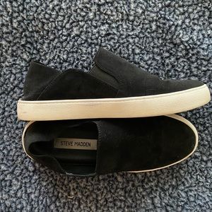Steve Madden Slip-Ons